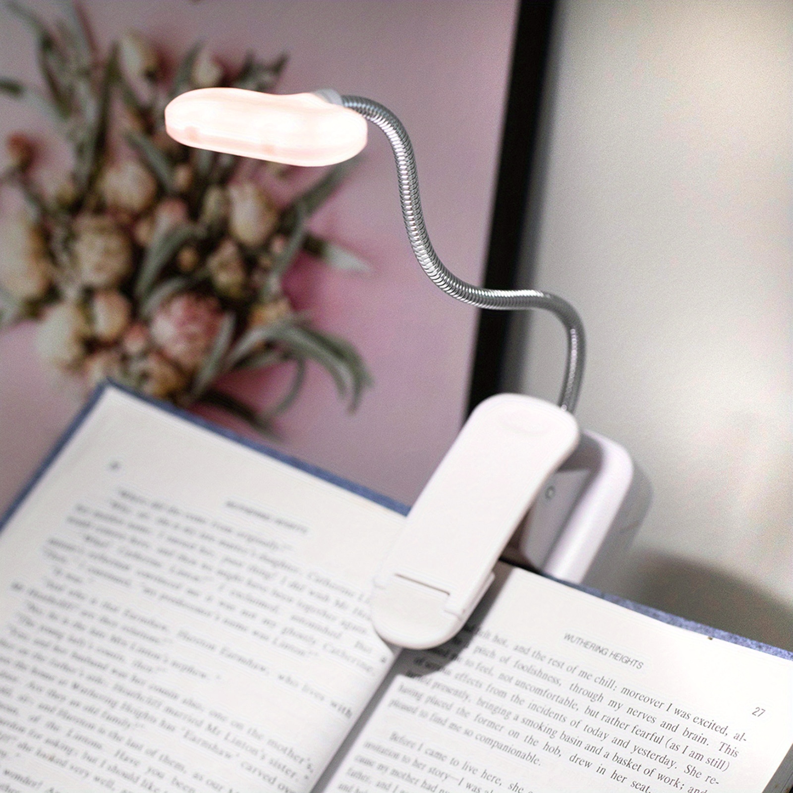Flexible USB-rechargeable LED clamp-on reading lamp, portable desktop lamp for home and office décor detail view 4