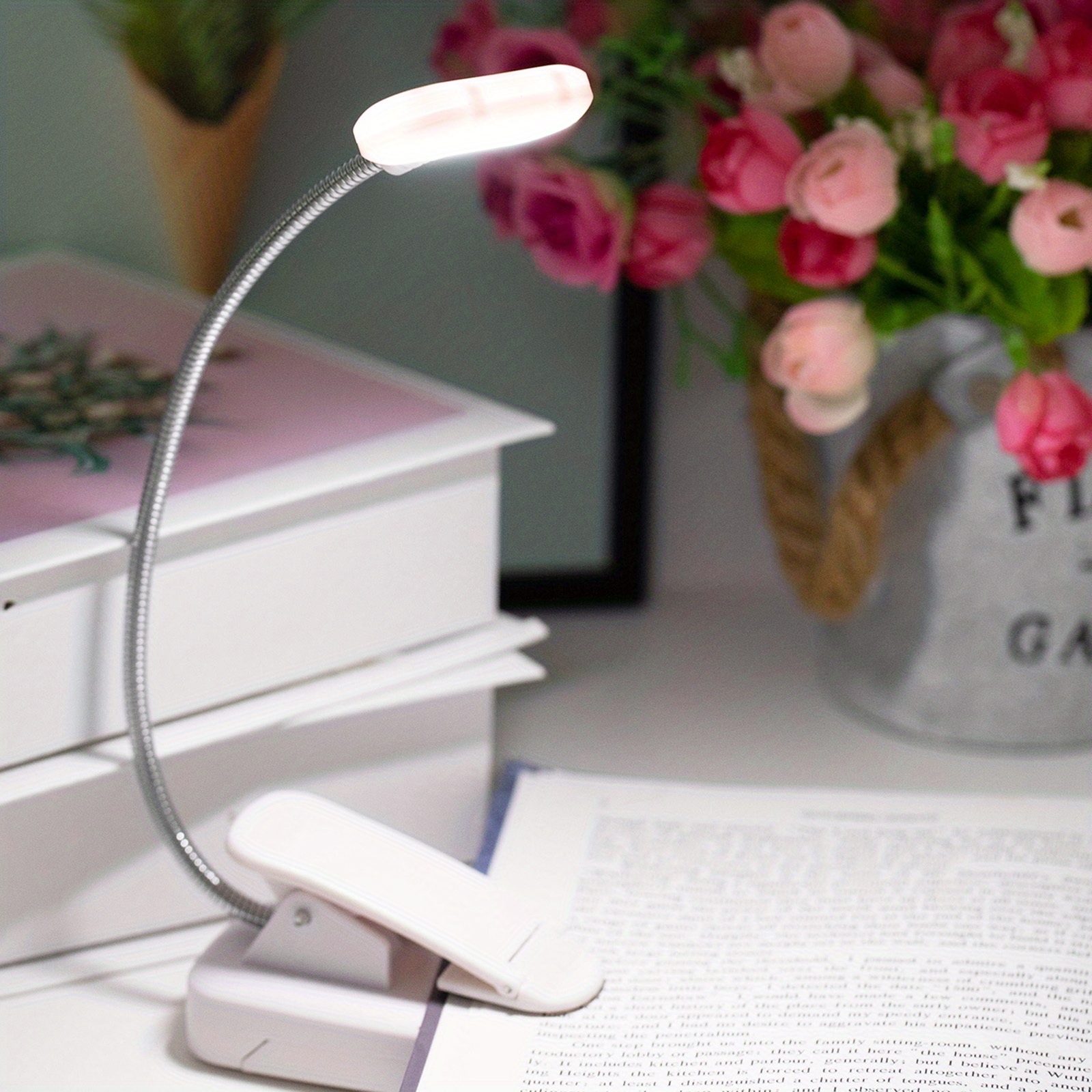 Flexible USB-rechargeable LED clamp-on reading lamp, portable desktop lamp for home and office décor detail view 7